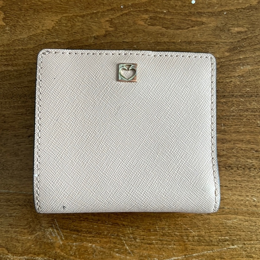 Small Kate spade wallet